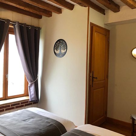 le chateau de PENIN Extérieur photo