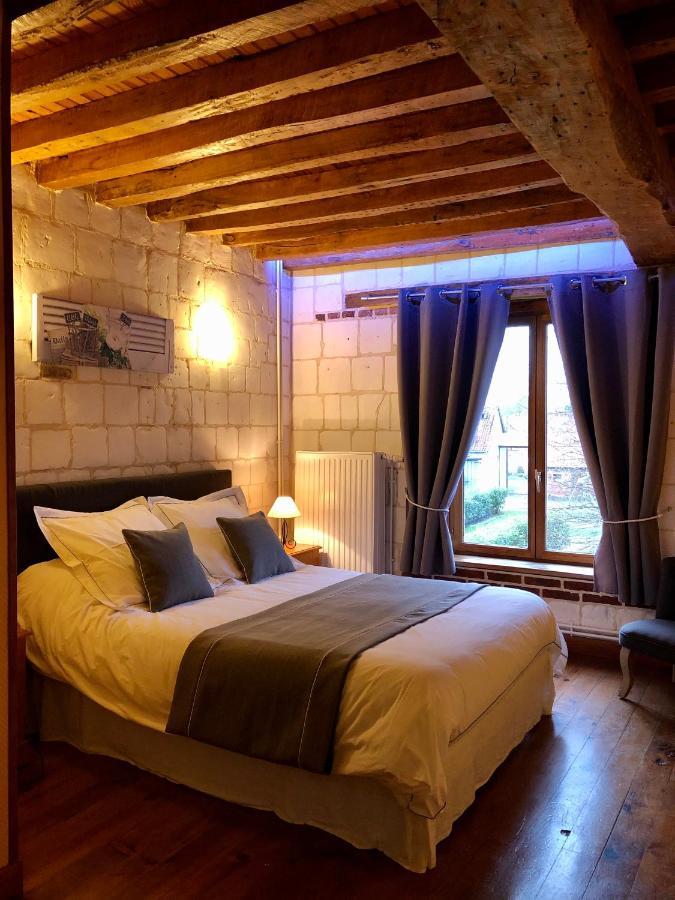 le chateau de PENIN Extérieur photo