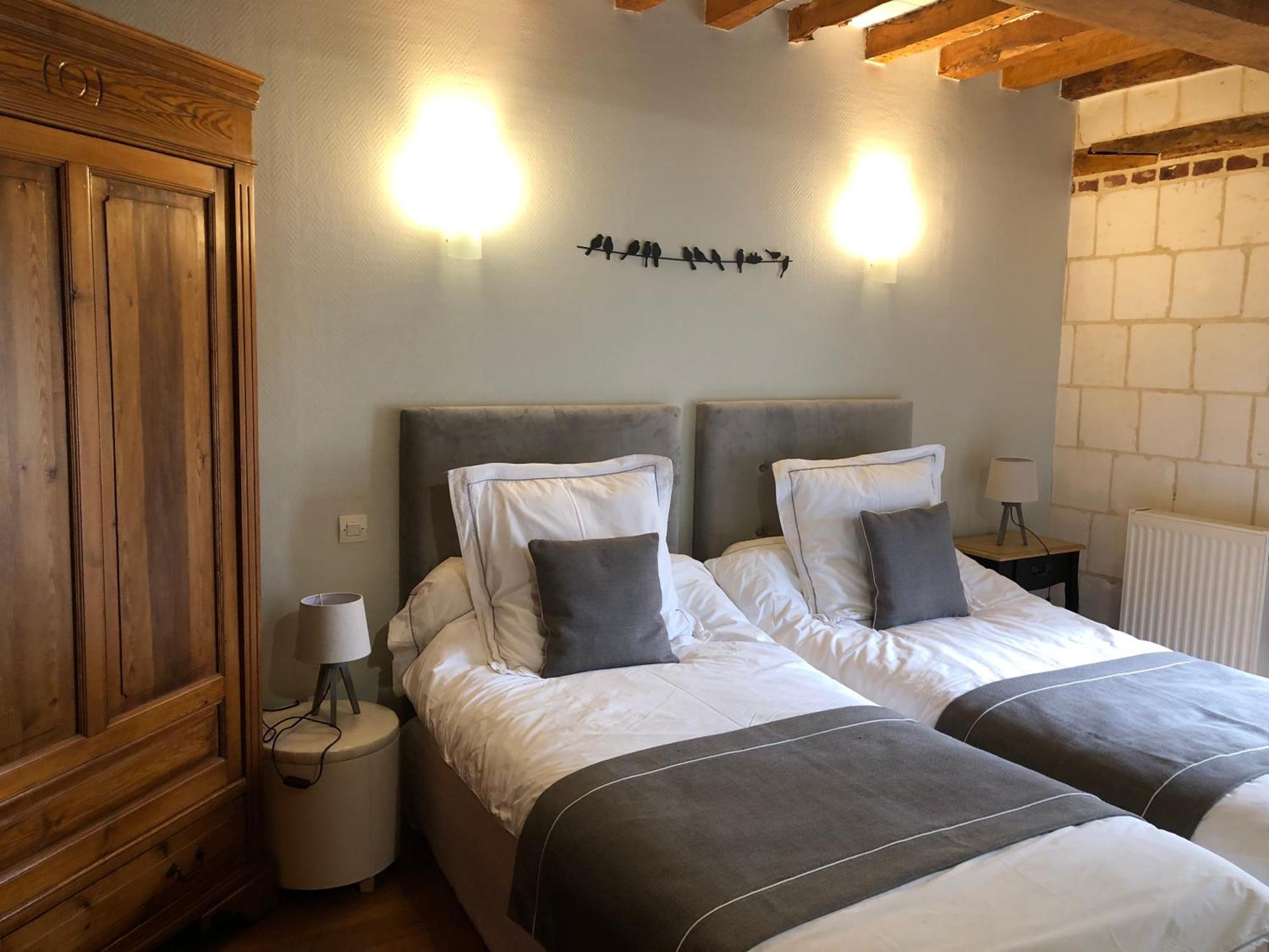 le chateau de PENIN Extérieur photo